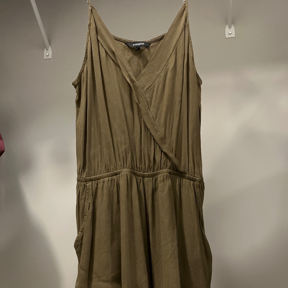 Express short jumpsuit